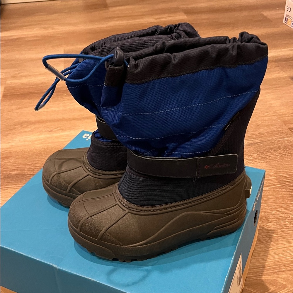 Columbia Youth Powderbug Plus II Boots - Navy, Blue, Youth Size 1, Like New